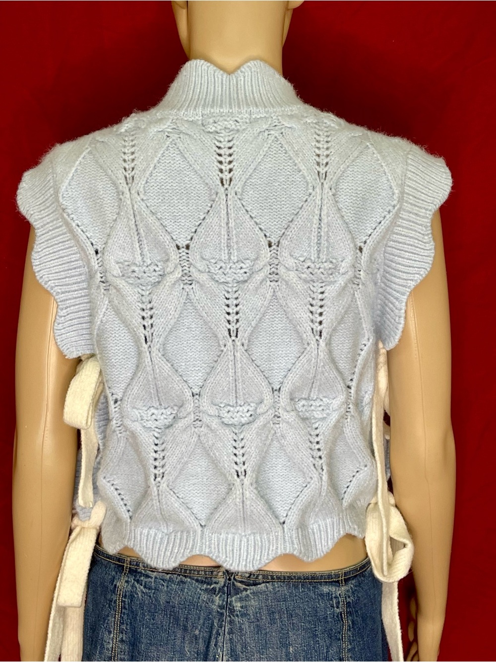 Mable Omari Scalloped Side Tie Diamond Knit Vest Powder Blue Size Small - Picture 3 of 5